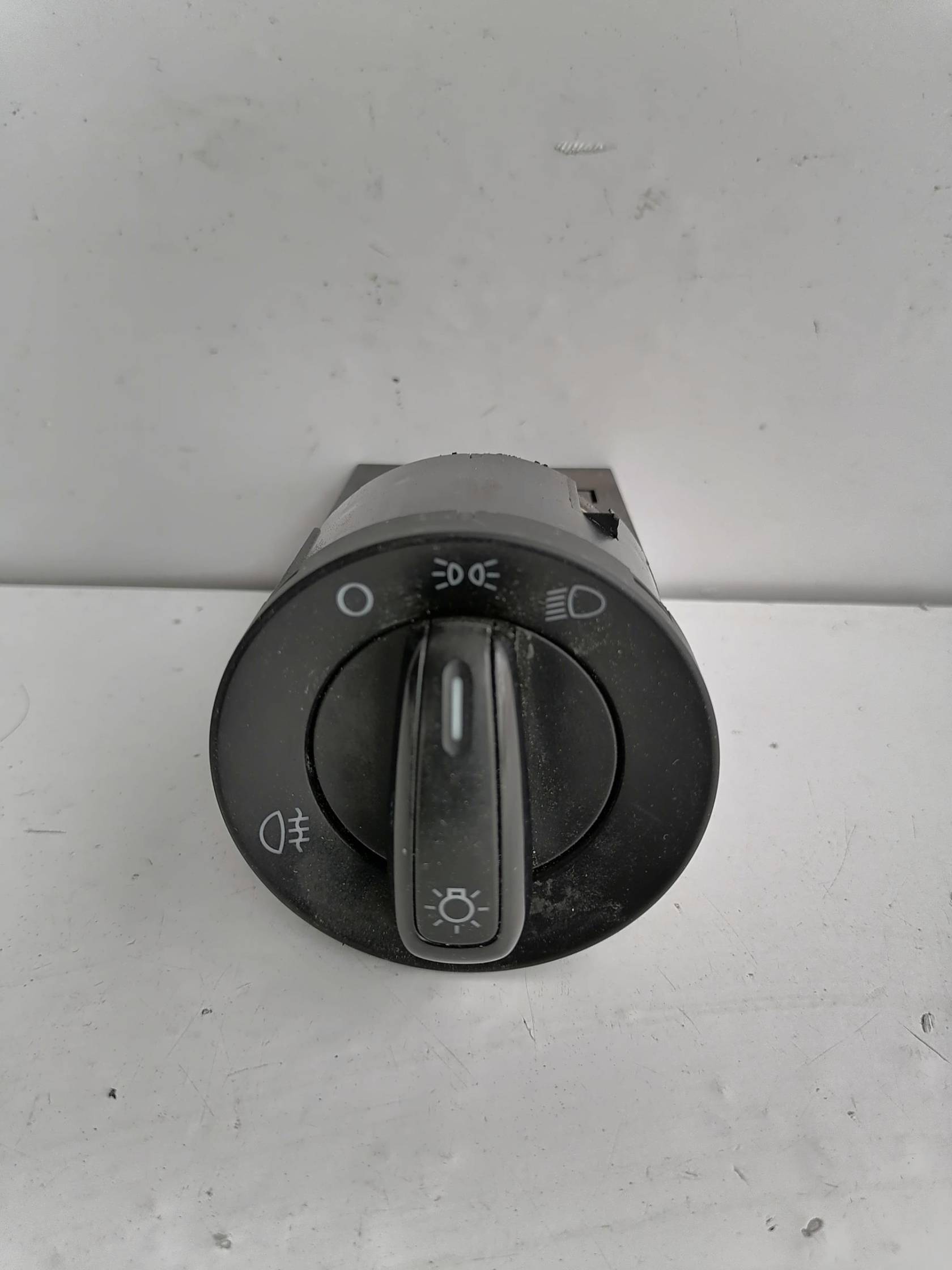 Interruttore blocco comando luci